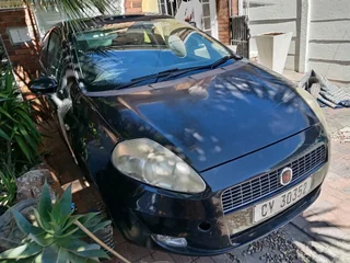 Fiat Punto Evo 1.9 td breaking up for spares