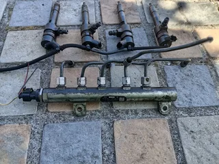 2010 fiat Punto 1.9 TD turbo &amp; injectors R1000