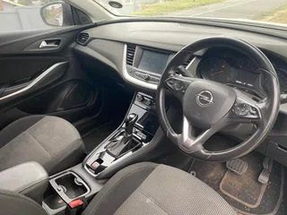 2018 Opel Grandland X 1.6T Crossover AUTO