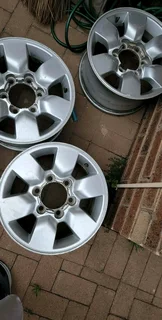 Hilux rims