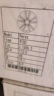 Mahindra xuv steelies and wheelcaps