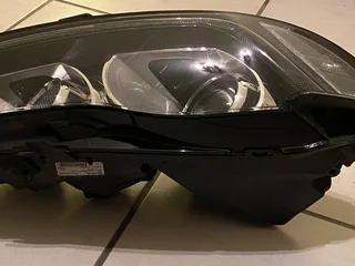 2019 Jaguar F-Pace X260 Bi-Xenon Headlight Right Hand Side ONLY