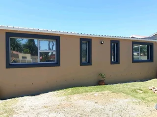 Anti glare solar window films