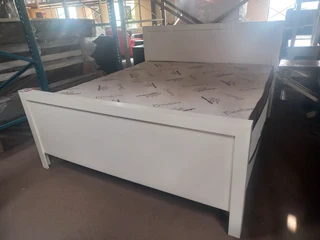 Mod King Bed Extra Length Painted White