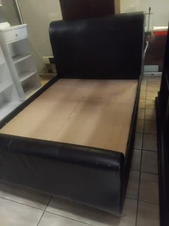 Sleigh Bed Double Bonded Pu Black