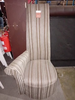 DOLLY CHAIR (1 ARM) CAPPUCCINO