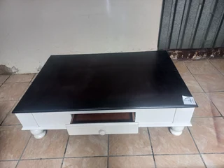 Tomby Dutch Coffee Table White