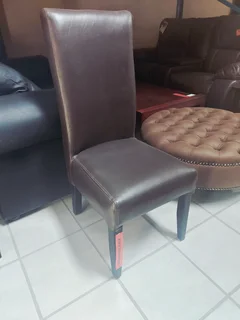 Sui Classic D/chair - Cape Oxblood