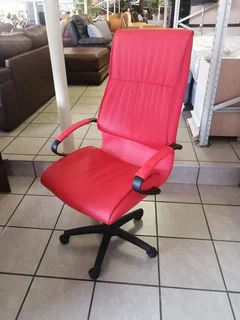Future High Back Chair P/U Leather Red