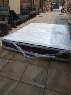 Innovation Mattress (q) (7yrs) 100kg