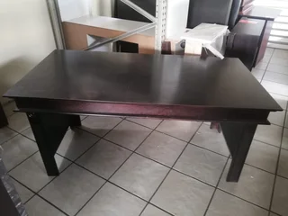 Grandeur Office Desk Veneer Mahogany