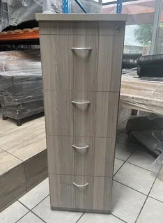 IMPACT 4DRW FILE CABINET AGED OAK &#43; SILVER HANLDE