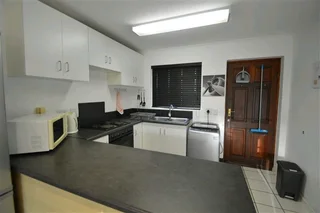 PLETT  JAN Accommodation