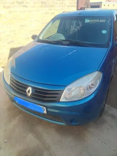 2011 Renault Sandero Hatchback