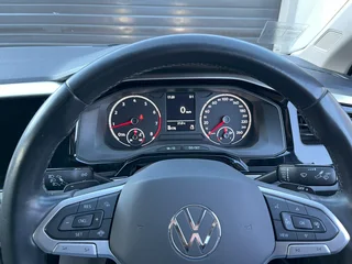2022 Volkswagen Polo Sedan 1.6 Life Auto