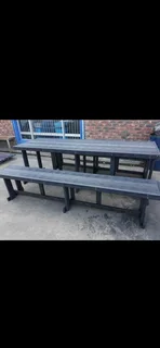 Recycled solid plastic table