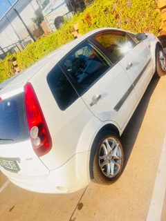 2006 Ford Fiesta Hatchback