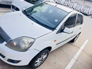 2006 Ford Fiesta Hatchback