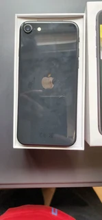 Apple i phone se 2020 128gig