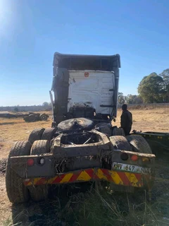 VOLVO FH440 FOR STRIPPING