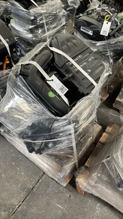 Vw/audi 1.0 Golf Mk7 Polo 6r A1 Chz-c-l Engine Available ....