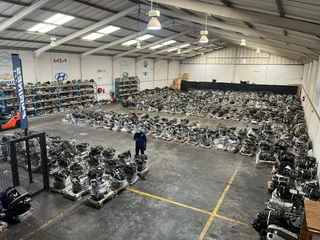 Mini 1.5 Country Man B38A15A engines available .....