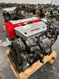 Honda 2.0 FN2 Type R K20Z4 engine and 6-speed transmission combo available ....