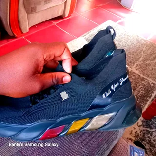 Sky Edition Bathu Size 10 - Used