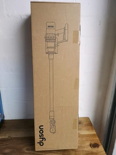 Dyson V8 Cordless Vacuum Cleaner Brand New Factory Sealed In The Box Never Been Used.
