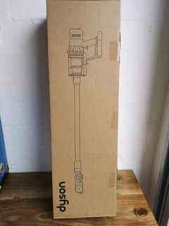 Dyson V12 Detect Slim Absolute Cordless Vacuum Cleaner Brand New Sealed In The Box Never Beed Used