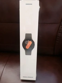 Samsung Galaxy Watch 7 40mm LTE Bluetooth WiFi GPS Green Brand New Sealed In The Box Never Been Used
