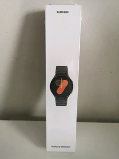 Samsung Galaxy Watch 7 40mm LTE Bluetooth WiFi GPS Green Brand New Sealed In The Box Never Been Used