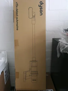 Dyson V15s Detect Submarine Wet and Dry Vacuum Cleaner Brand New Sealed In The Box Never Been Used.