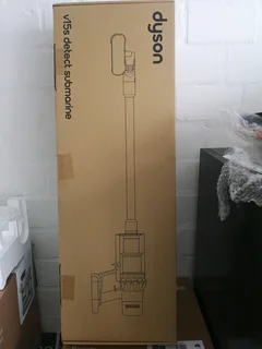 Dyson V15s Detect Submarine Wet and Dry Vacuum Cleaner Brand New Sealed In The Box Never Been Used.