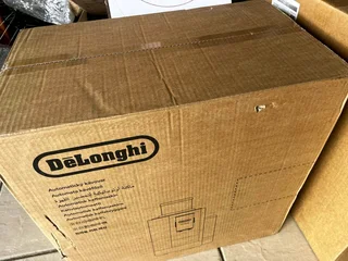 Delonghi Rivelia Bean To Cup Coffee Machine EXAM440.55 Beige Brand New Factory Sealed In The Box.