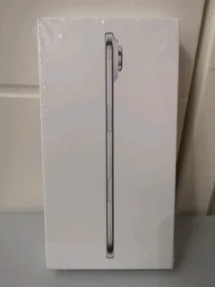 Apple iPhone Air 256GB Light Gold Ultra-Thin Brand New Factory Sealed In The Box Never Been Used.