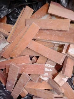 Five finger reclaimed parquet flooring blocks for sale in perfect condition