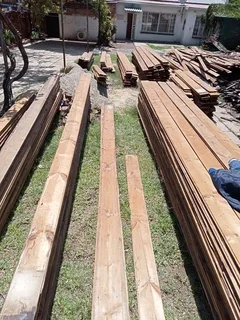 Reclaimed Oregon pine flooring planks for sale