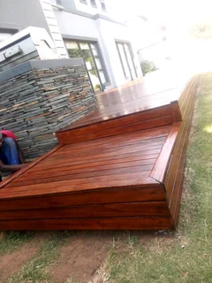 Wooden and composite deck floors installation