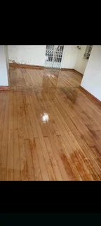 Wooden floor installation, repairing, sanding and sealing