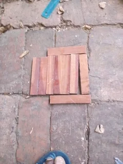 Five finger reclaimed parquet flooring blocks for sale in perfect