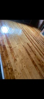 Wooden floor,sundecks, laminate,vinyl,skirting, stripping of old wooden floors