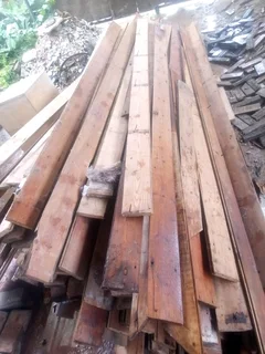 110mm wide reclaimed Oregon pine flooring planks for sale in perfect condition