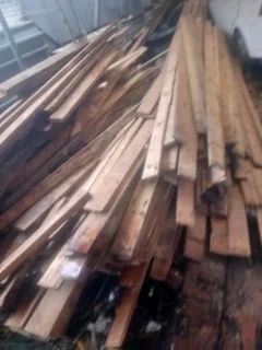 110mm wide reclaimed Oregon pine flooring planks for sale in perfect condition