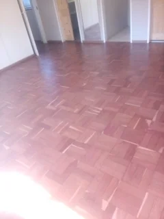 Wooden floor installation, repairing, sanding and sealing