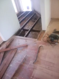 We buy and strip any old unwanted wooden floors, roof trusses, roof sheets, cellings, doors, frames