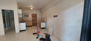 Bachelor Flat to Rent In Milpark Mews