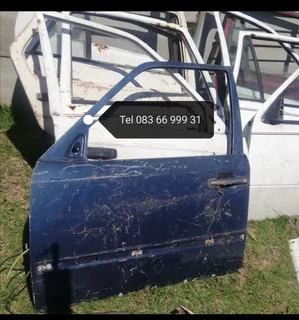 Mercedes-Benz w124 left front door