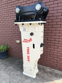 Hydraulic Hammer / Rock Breaker - 20 ton carrier