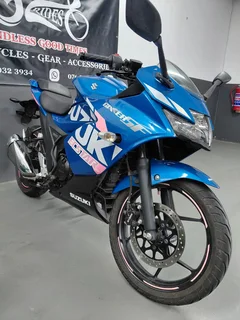 Suzuki **GIXXER 150**